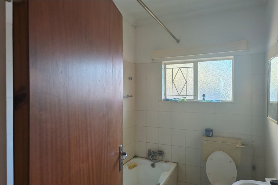 To Let 2 Bedroom Property for Rent in Oos Einde North West